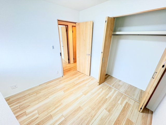 カサベラセントラルプラザ長田の洋室