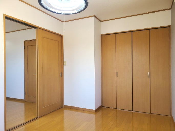 プリーマの内装|★使いやすいフラットフロアータイプの居室です★