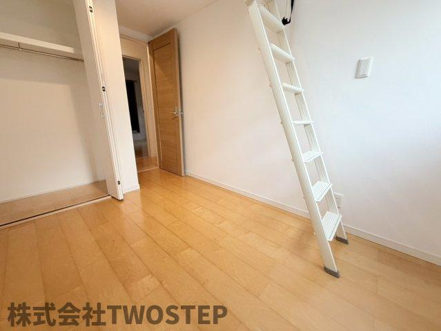 神戸市須磨区須磨浦通6丁目中古戸建の洋室