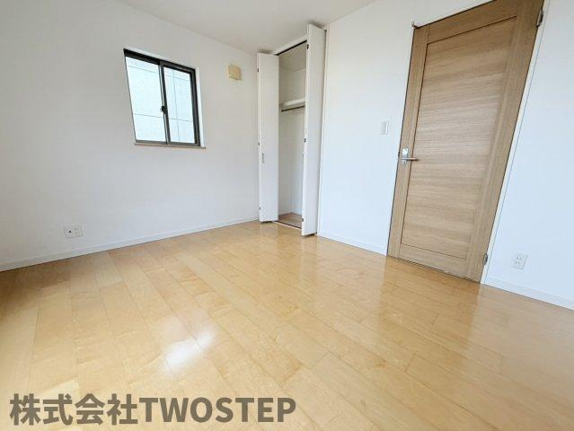 神戸市須磨区須磨浦通6丁目中古戸建の洋室