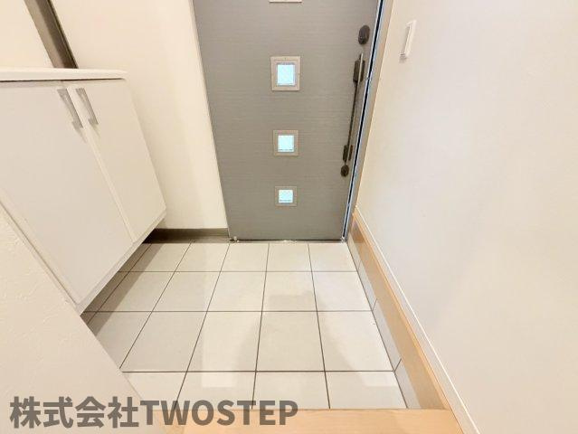 神戸市須磨区須磨浦通6丁目中古戸建の玄関