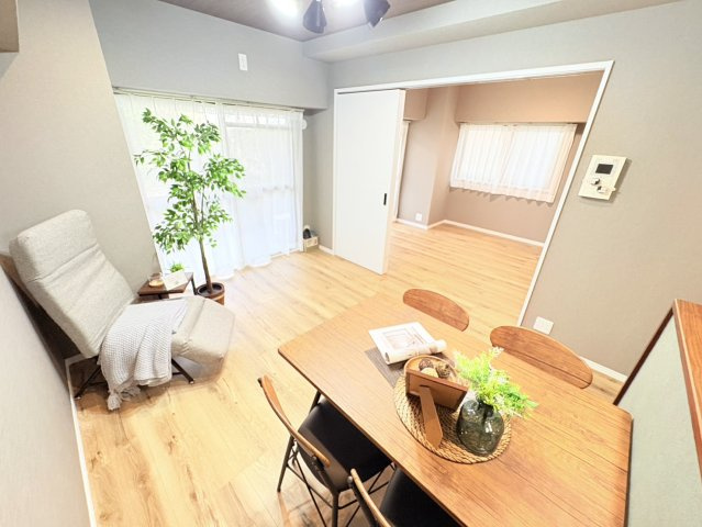 グランドプラザ兵庫パートⅡの居間・リビング