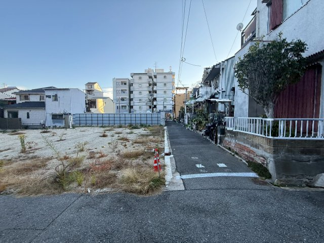 阪南町３丁目土地の前面道路含む現地写真|西側前面道路の写真です。