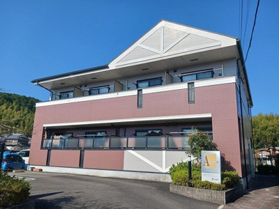 【外観】 | アップライゼ | 建物外観を気になさる方へ、見た目の良い物件です