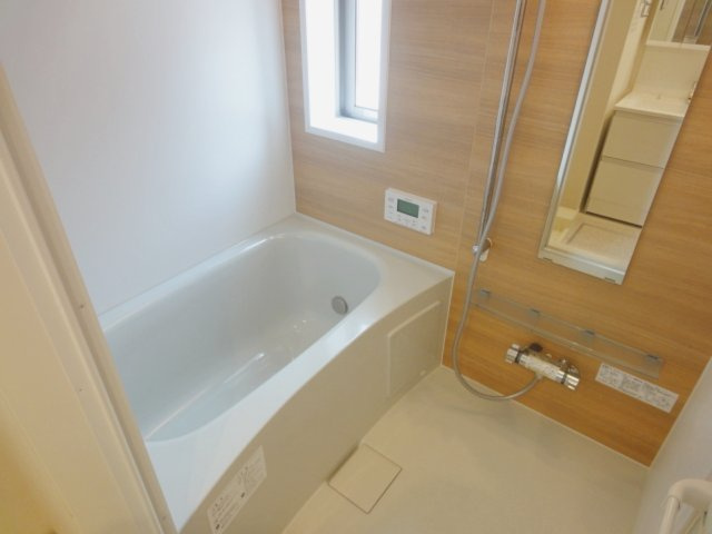 コガキ A棟の浴室