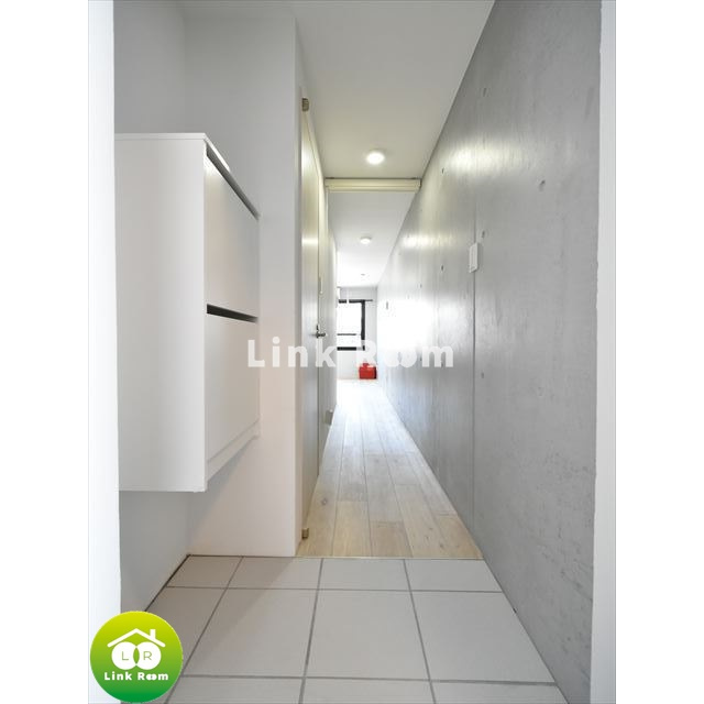 ルリアン南砂町の玄関