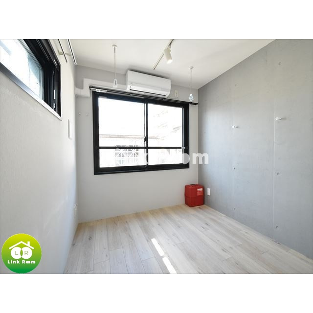 ルリアン南砂町の居間・リビング