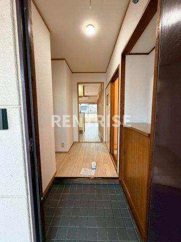 サンハイツ小池の玄関