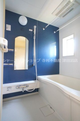 MKKガーデンⅡの浴室