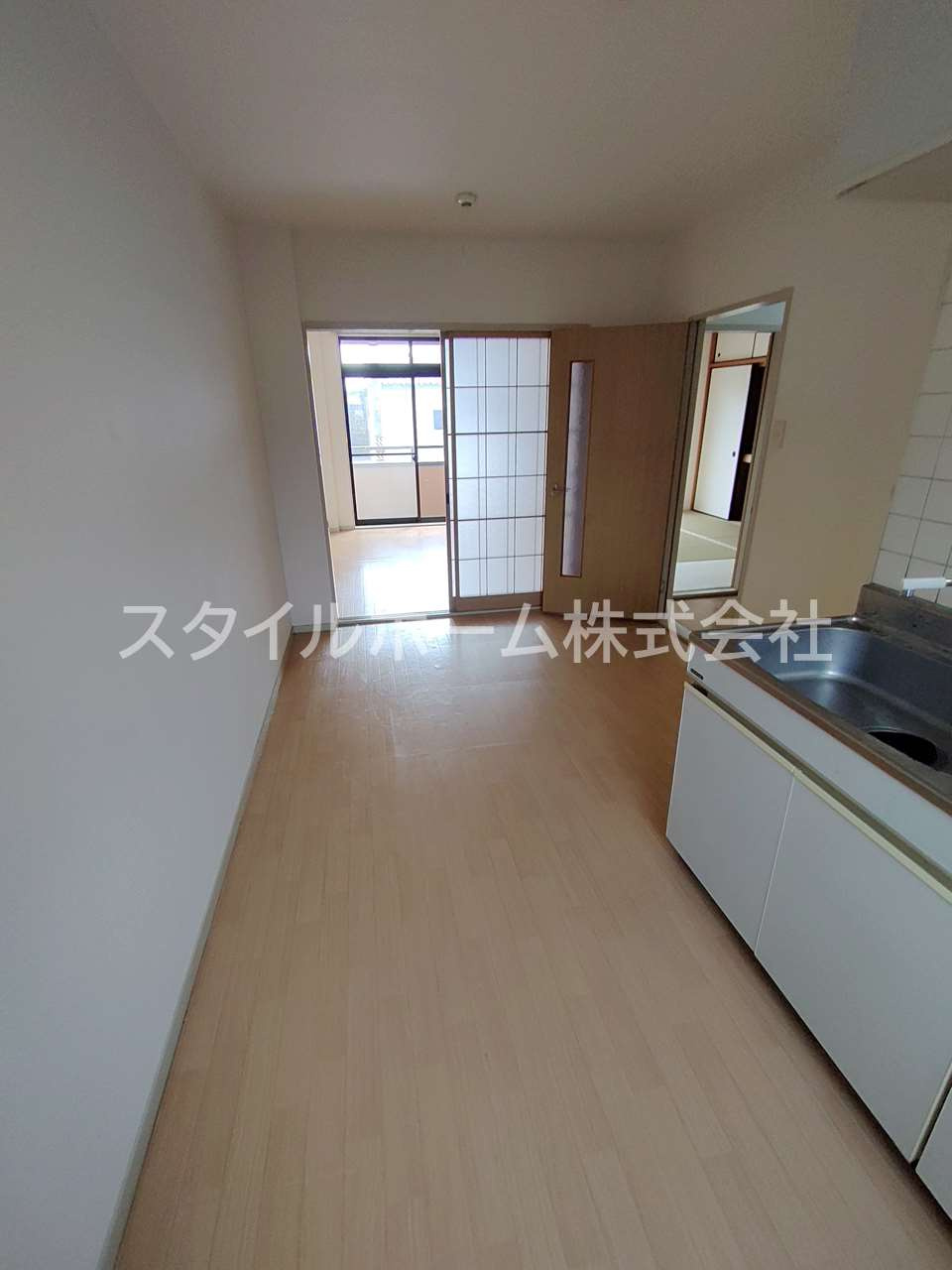 スカイハイツフジの居間・リビング