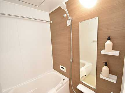 フローレンス幟町の浴室