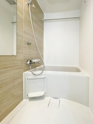 【浴室】 | 三ノ輪アパートメント | 日々の疲れを癒すお風呂付です