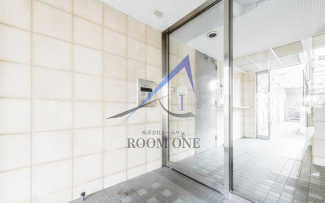 スカイコート駒場東大前のエントランス|エントランスです。