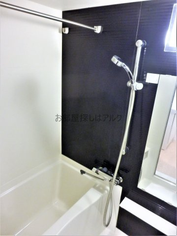 ル・リオン大塚の浴室|同物件反転タイプ