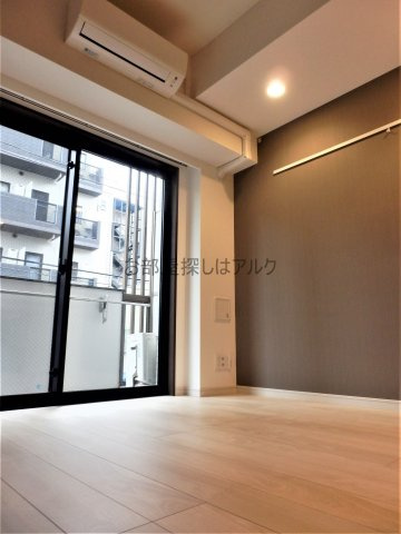 ル・リオン大塚の居間・リビング|同物件反転タイプ