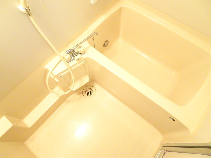 ベルジュールオーシャンの浴室