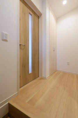 【玄関】 | ソラティオ