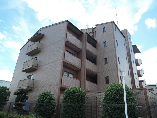 キャピタルグレイスの外観