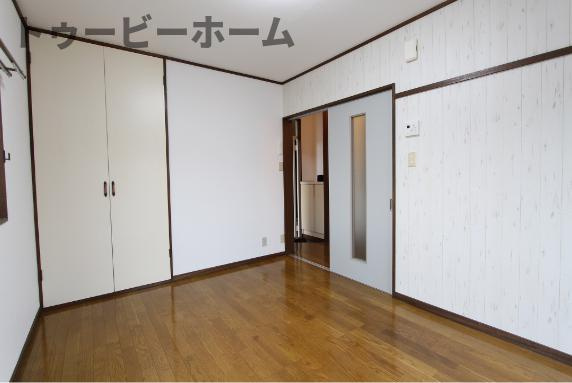 ヴィラパルステージⅠの居間・リビング|おしゃれなリビングです