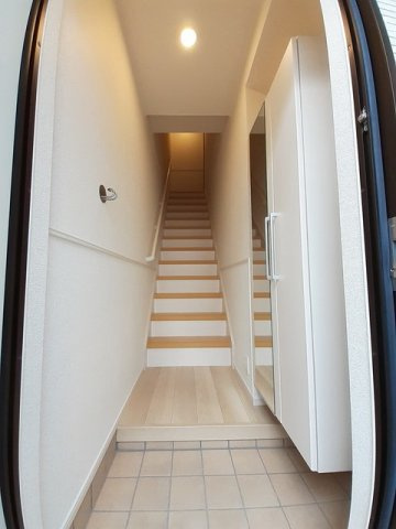 メゾン・リュミエールⅣの玄関|ゆったりとした玄関です