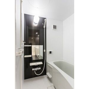 アルナージ川西の浴室