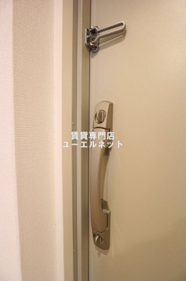 【設備】 | セイル江坂公園 | 玄関はダブルロックで防犯面も安心です♪