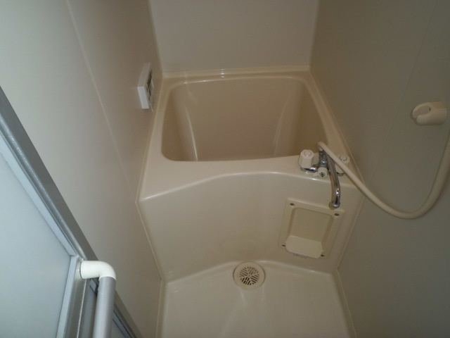 東峰レジデンスの浴室