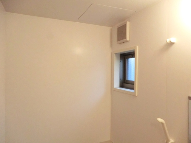 エスポワール（本太）のその他|★浴室に換気用の小窓付き★