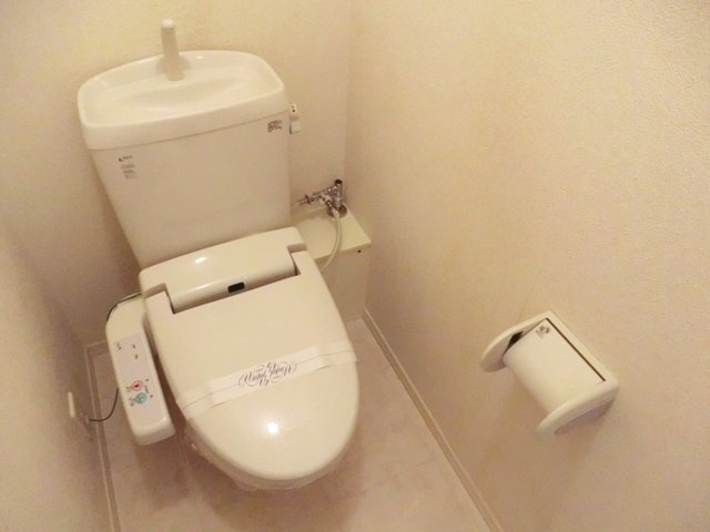 エスポワール（本太）のトイレ|★温水洗浄便座付きです。★