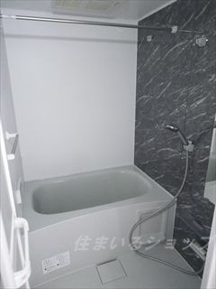 広島市安佐北区亀山４丁目のアパートの浴室|追い焚き・浴室暖房乾燥機あり