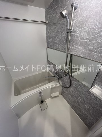 大阪市城東区鴫野東２丁目の賃貸マンションの浴室