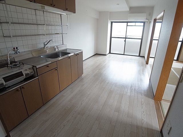 サンクラッソ神戸大開通station frontの設備|採光もタップリ入る綺麗な室内はオススメ