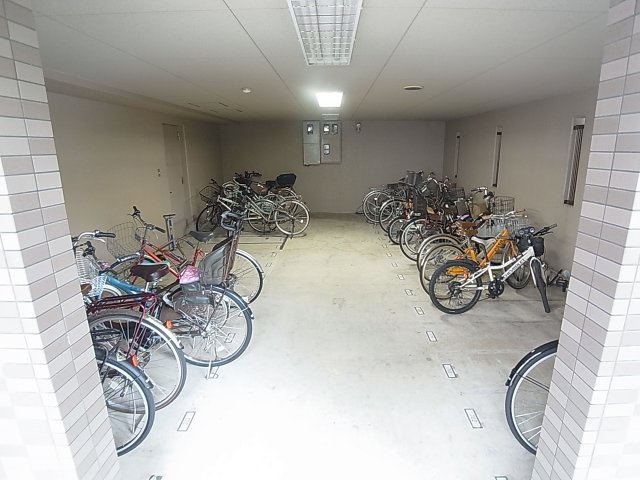 サンクラッソ神戸大開通station frontのその他共用部分|敷地内の駐輪場