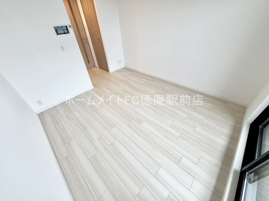 東大阪市高井田西６丁目の賃貸マンションの洋室