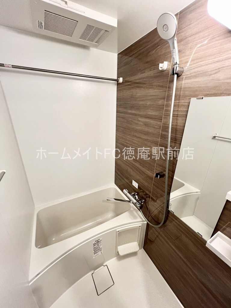 東大阪市高井田西６丁目の賃貸マンションの浴室