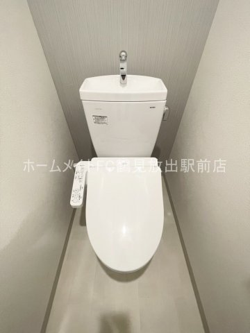大阪市城東区中浜２丁目の賃貸マンションのトイレ
