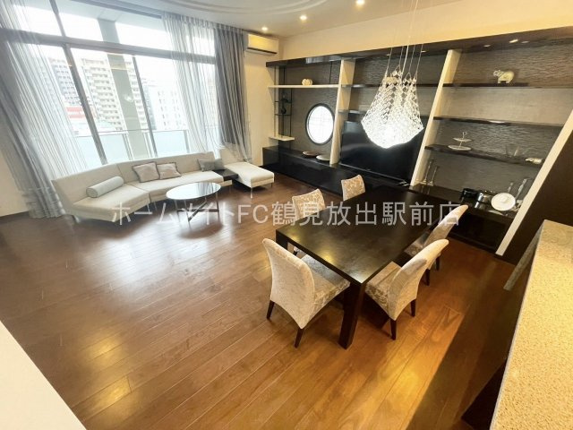 大阪市中央区玉造１丁目の賃貸マンションの居間・リビング