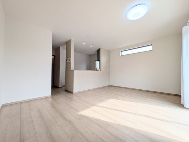 神戸市垂水区霞ケ丘６丁目新築戸建１号棟の居間・リビング