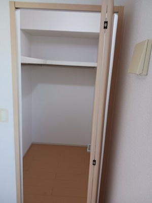 【収納】 | エレガント・セレーノⅡ | 十分な収納スペースがあります