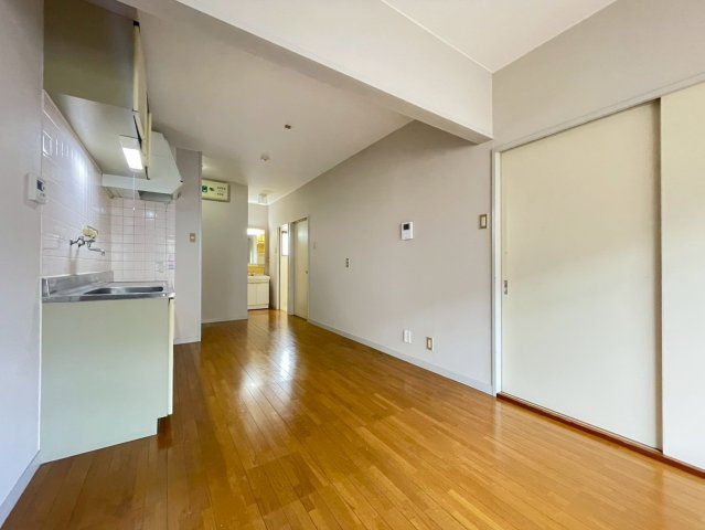 【居間・リビング】