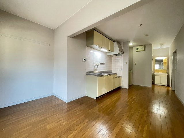 【居間・リビング】