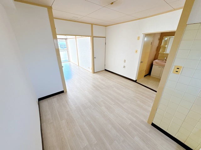 【居間・リビング】 | ハイツ米屋