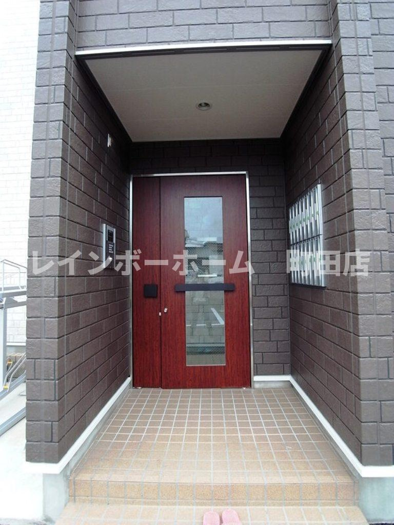 リブリ・コンソラトゥール※初期費用分割あと払いサービス利用可能物件のエントランス