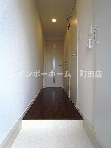 リブリ・コンソラトゥール※初期費用分割あと払いサービス利用可能物件の玄関