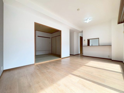 【内装】 | ステイツ江坂エスプリート