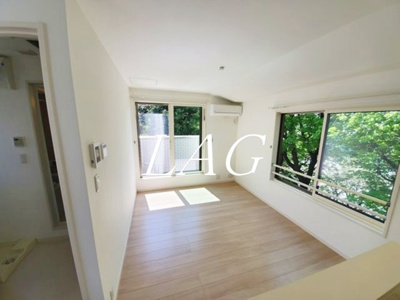 【居間・リビング】 | ＲＨＥＩＮＧＯＬＤ | 洋室のお部屋です。