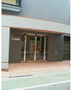 中野区南台２丁目の賃貸マンションのエントランス