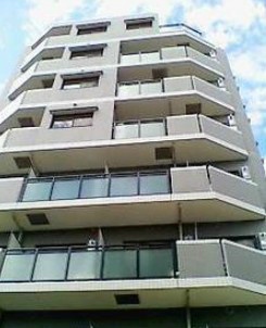 中野区南台２丁目の賃貸マンションの外観