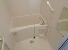 中野区南台２丁目の賃貸マンションの浴室