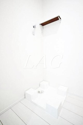 【設備】 | マーレ上北沢 | 洗濯機置場です。